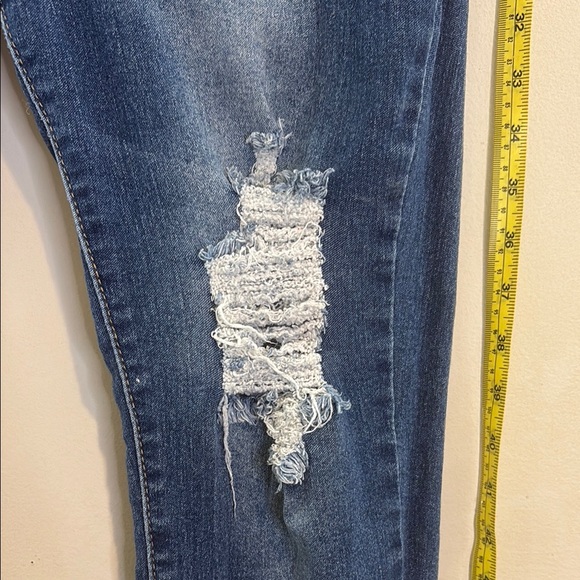 Fashion Nova - Picture 5 of 8